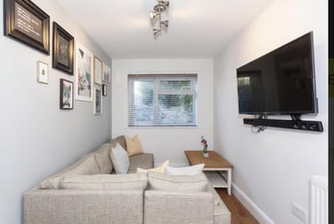 1 bed house, Daniel Street, Cathays, Cardiff, CF244NY - Image 6